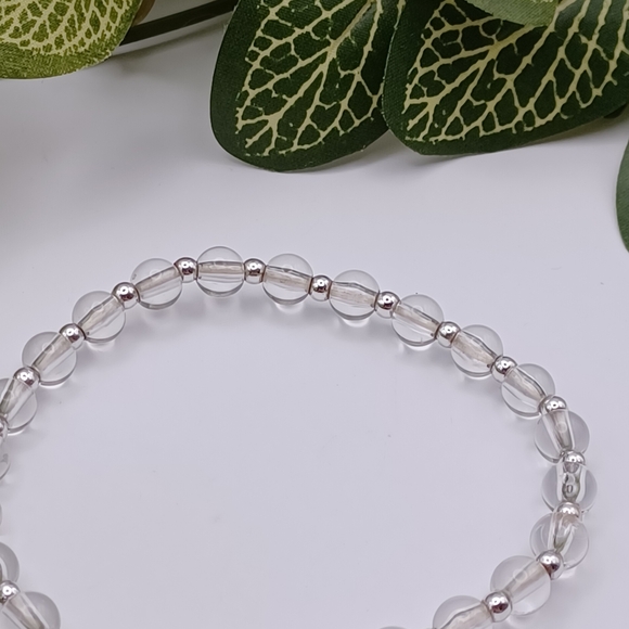 ✨️ Clear and Silver Acrylic Stretch Bracelet 🍀3 for $15 - - Picture 2 of 4